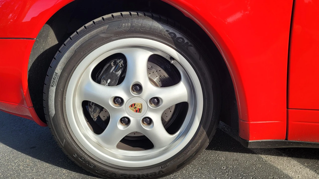 1995 Porsche 993 Carrera - Image 29 of 31