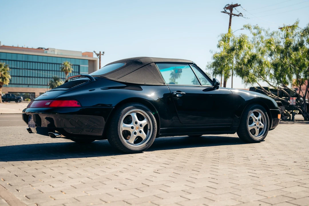 1995 Porsche 993 Carrera - Image 14 of 31