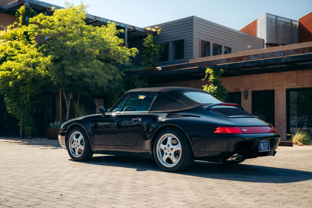 1995 Porsche 993 Carrera - Image 10 of 31