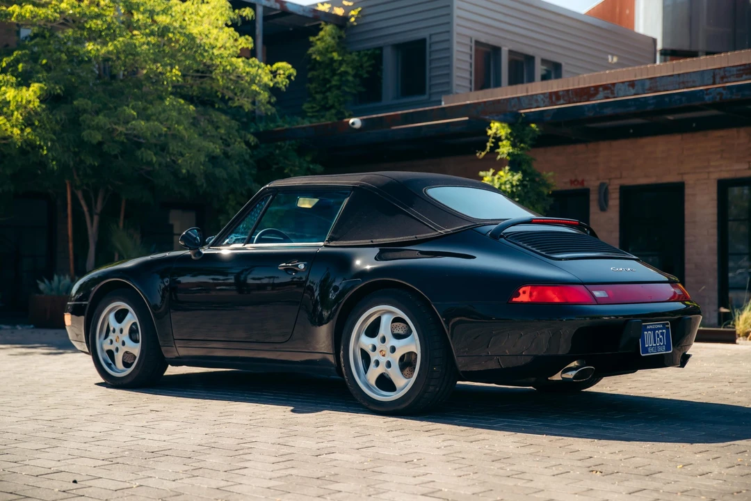 1995 Porsche 993 Carrera - Image 11 of 31