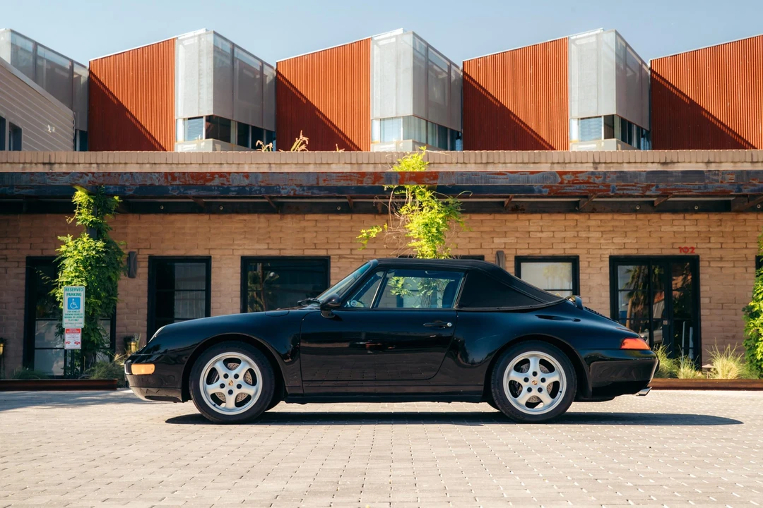 1995 Porsche 993 Carrera - Image 5 of 31