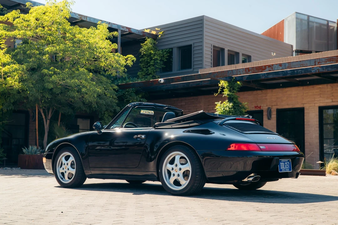 1995 Porsche 993 Carrera - Image 27 of 31