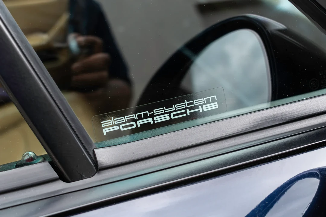 1995 Porsche 993 Carrera - Image 30 of 31