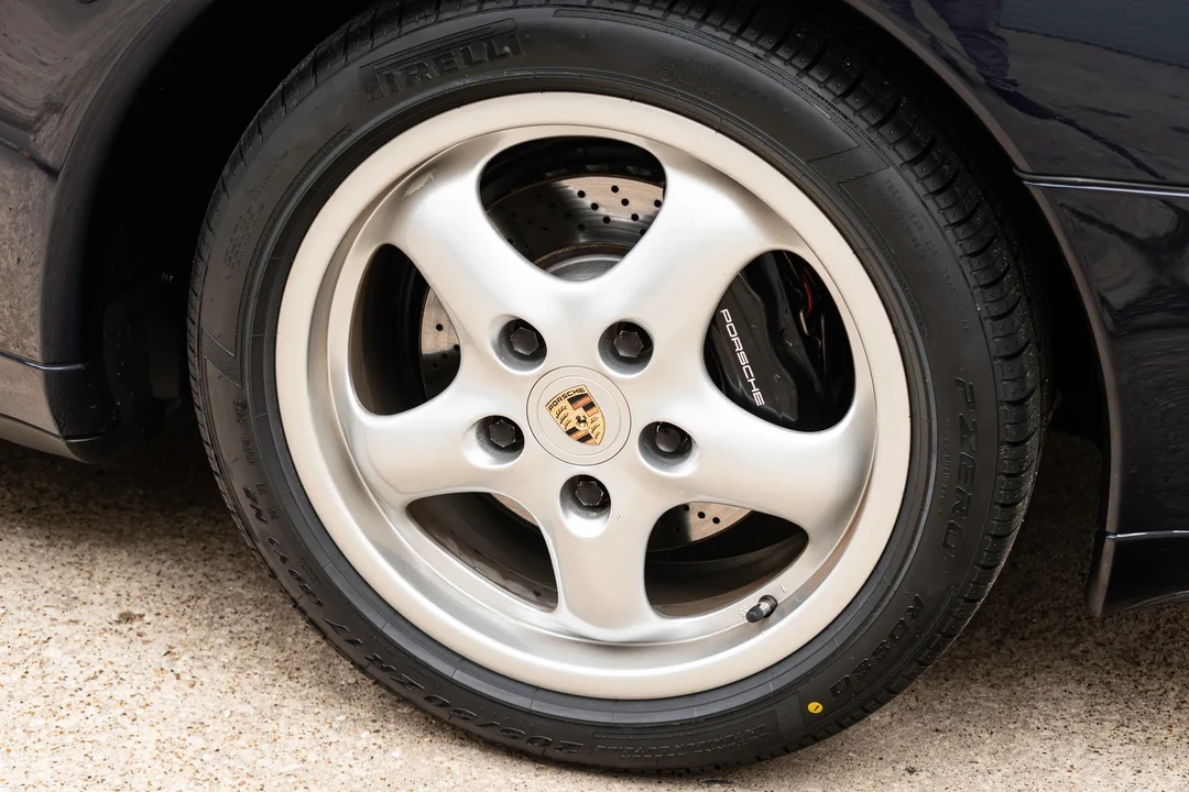 1995 Porsche 993 Carrera - Image 15 of 31