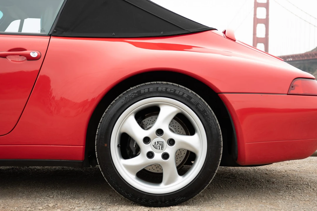 1995 Porsche 993 Carrera - Image 29 of 31