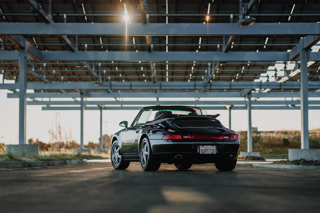 1995 Porsche 993 Carrera - Image 15 of 31