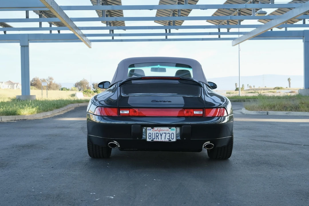 1995 Porsche 993 Carrera - Image 9 of 31