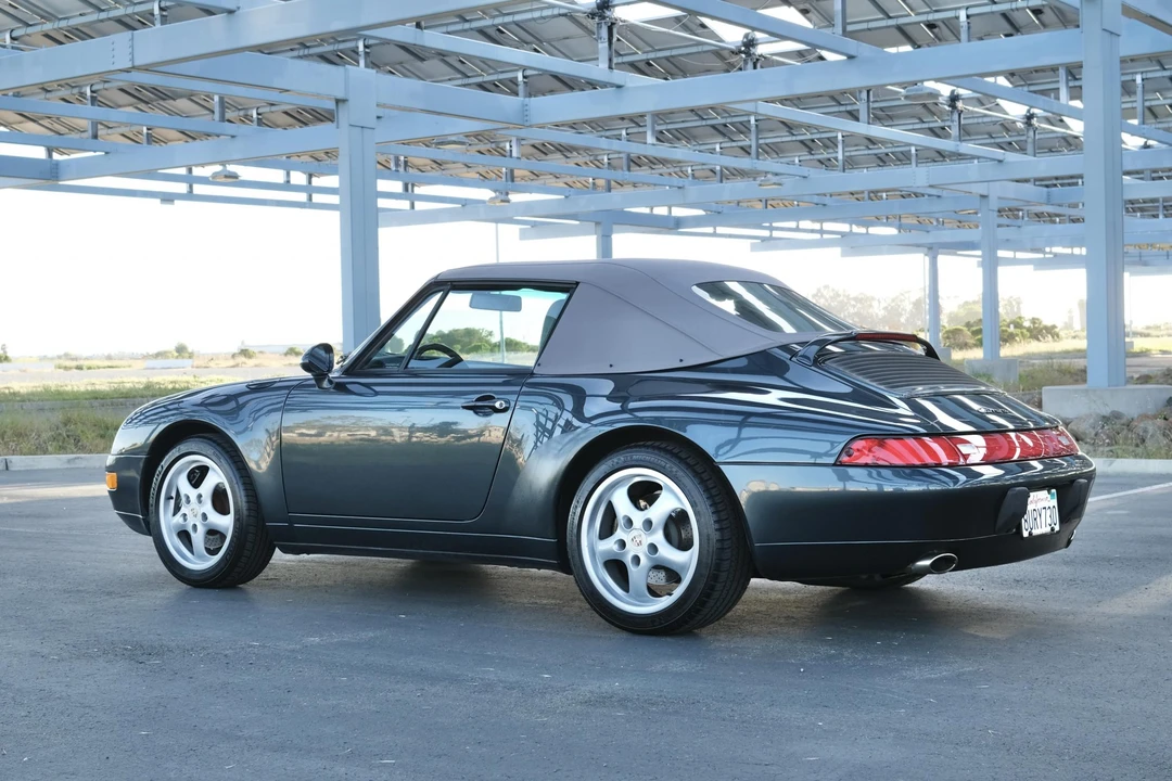 1995 Porsche 993 Carrera - Image 11 of 31
