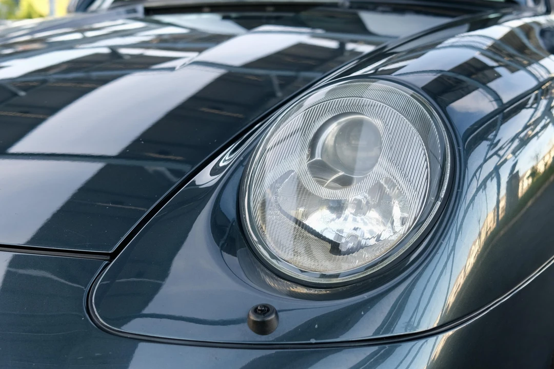 1995 Porsche 993 Carrera - Image 24 of 31