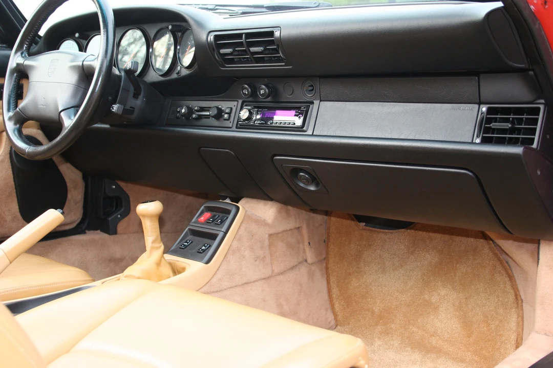 1995 Porsche 993 Carrera - Image 25 of 31