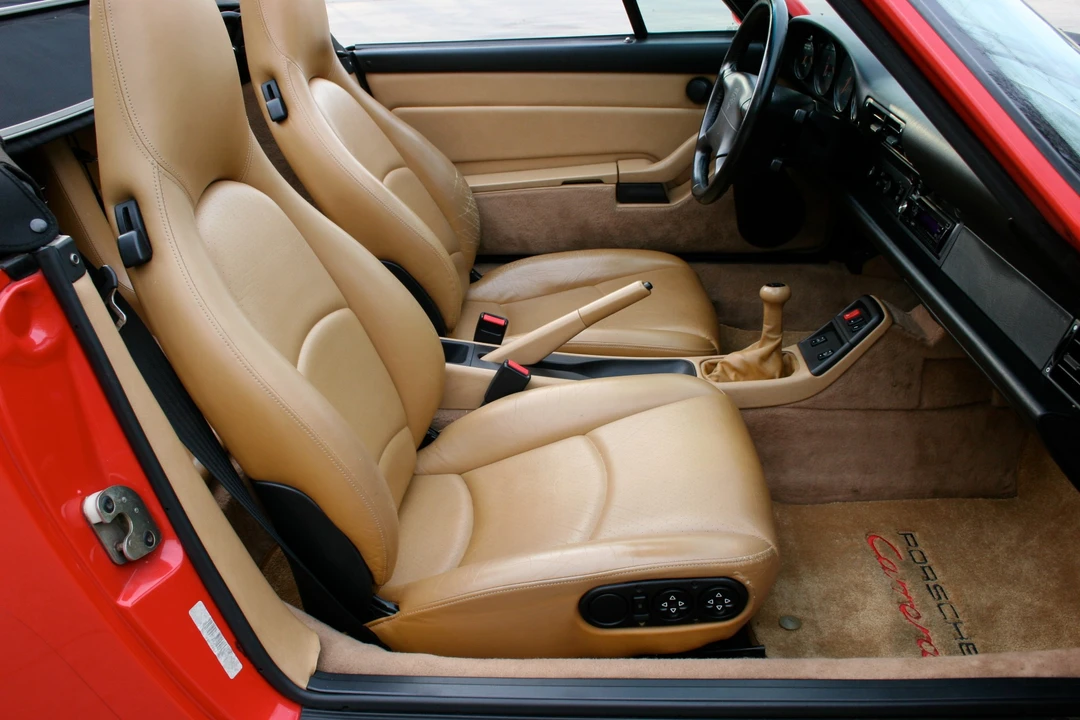 1995 Porsche 993 Carrera - Image 26 of 31