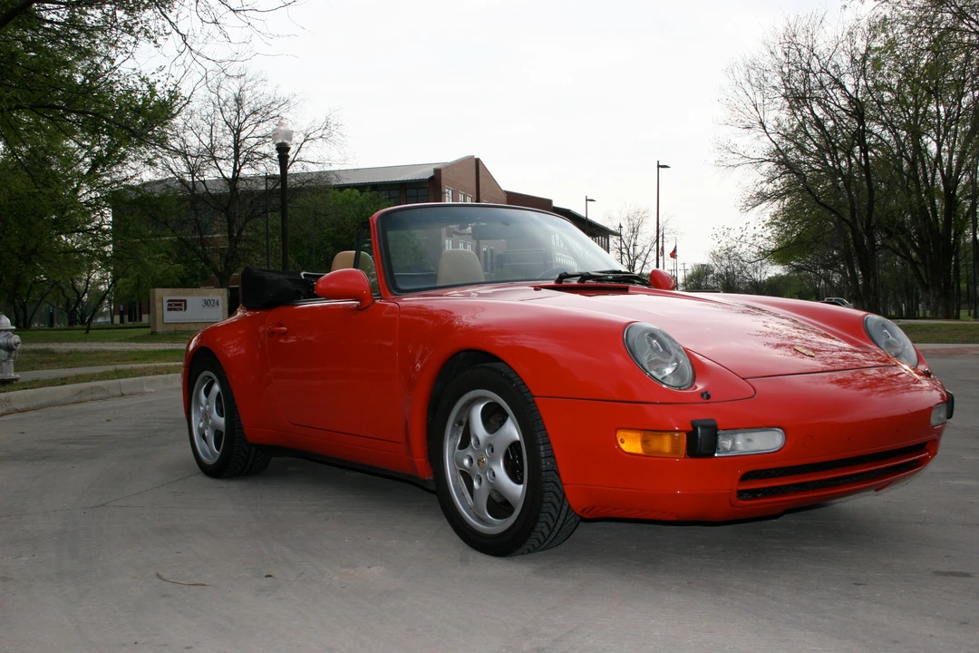 1995 Porsche 993 Carrera - Image 10 of 31