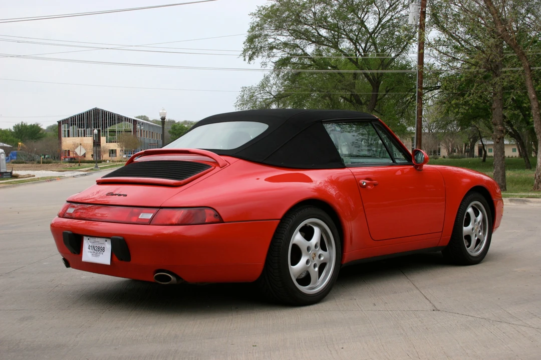 1995 Porsche 993 Carrera - Image 8 of 31