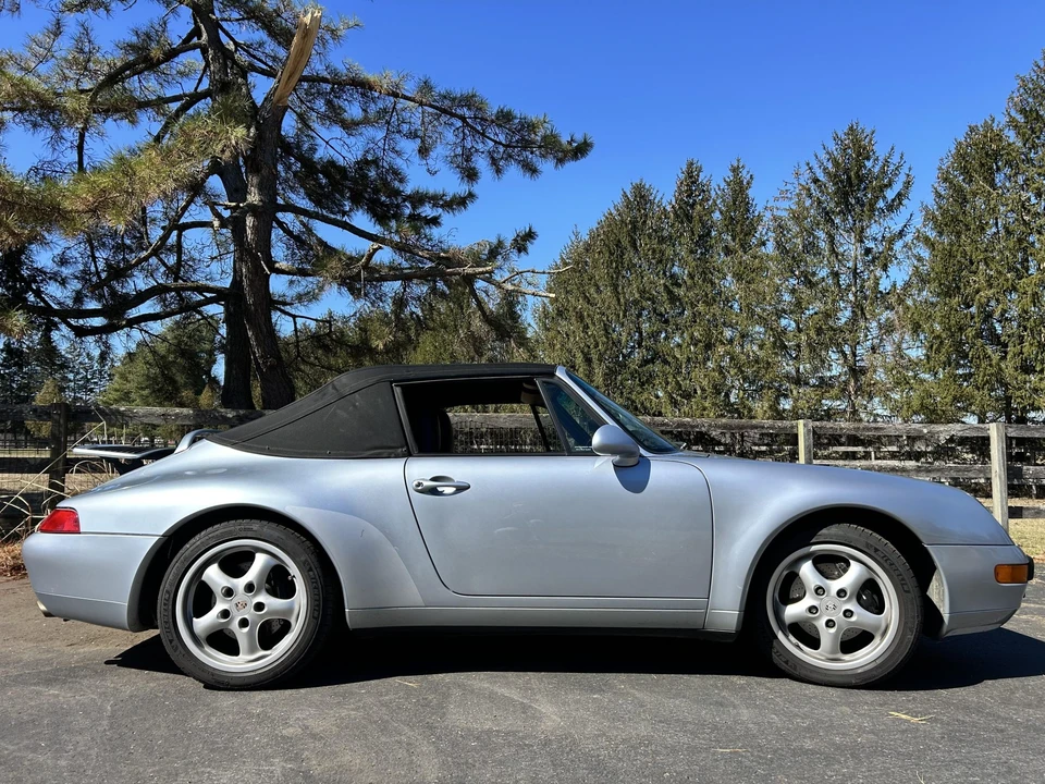1995 Porsche 993 Carrera - Image 11 of 31