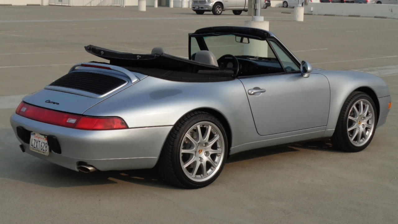 1995 Porsche 993 Carrera - Image 11 of 31