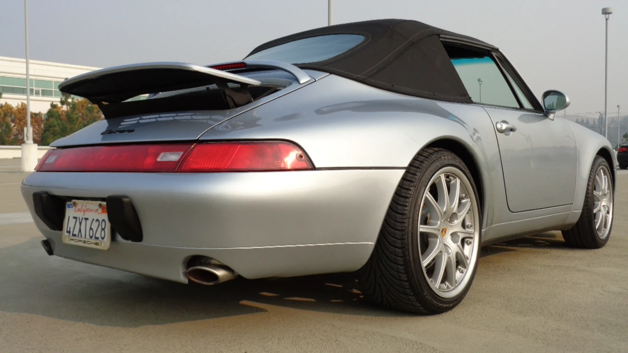 1995 Porsche 993 Carrera - Image 19 of 31