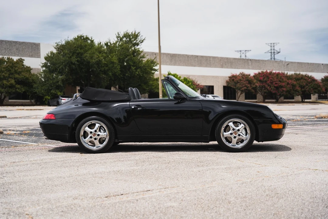 1995 Porsche 993 Carrera - Image 11 of 31