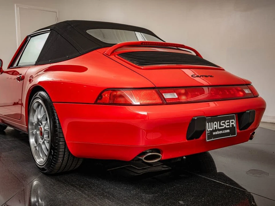 1995 Porsche 993 Carrera - Image 26 of 31