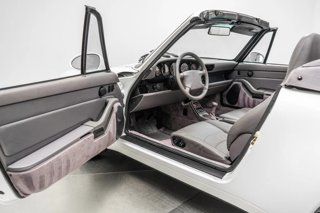 1995 Porsche 993 Carrera - Image 22 of 31