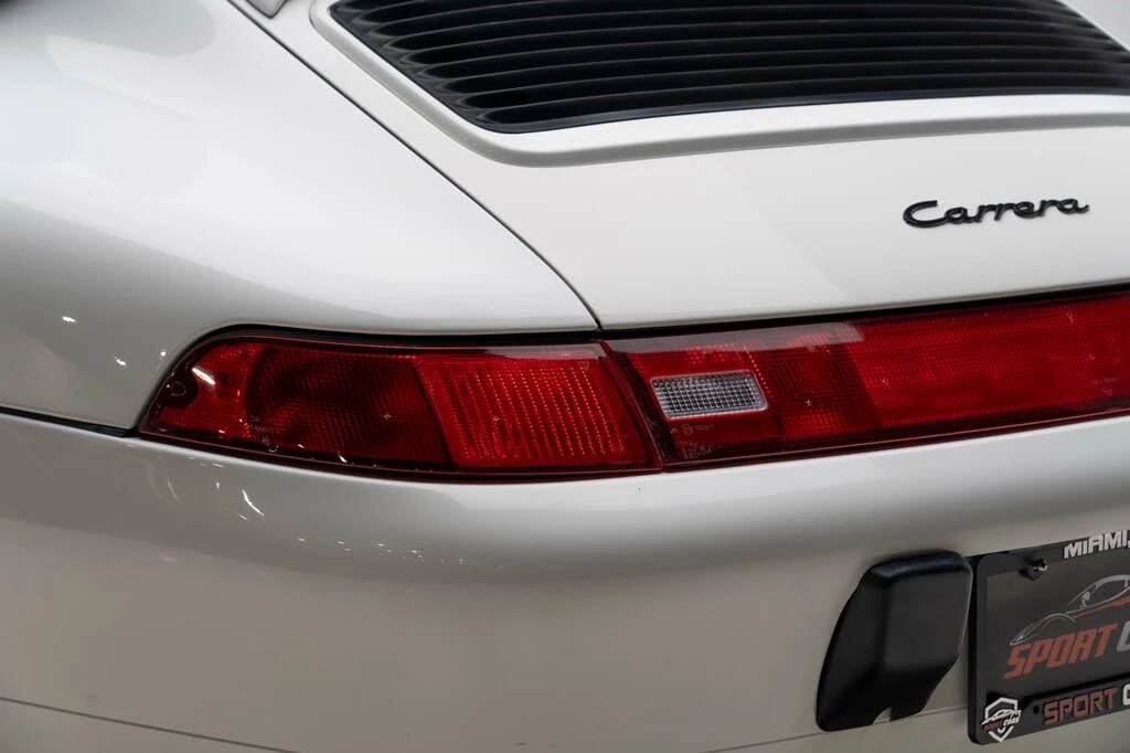 1995 Porsche 993 Carrera - Image 13 of 16