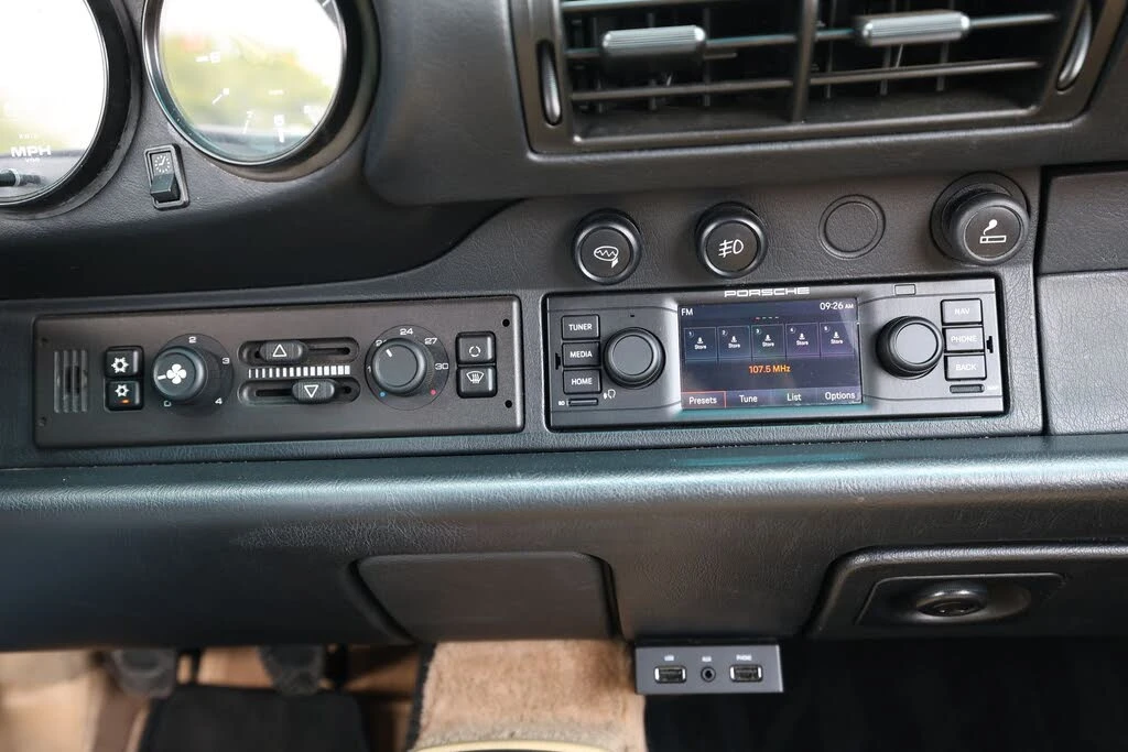 1995 Porsche 993 Carrera - Image 29 of 31