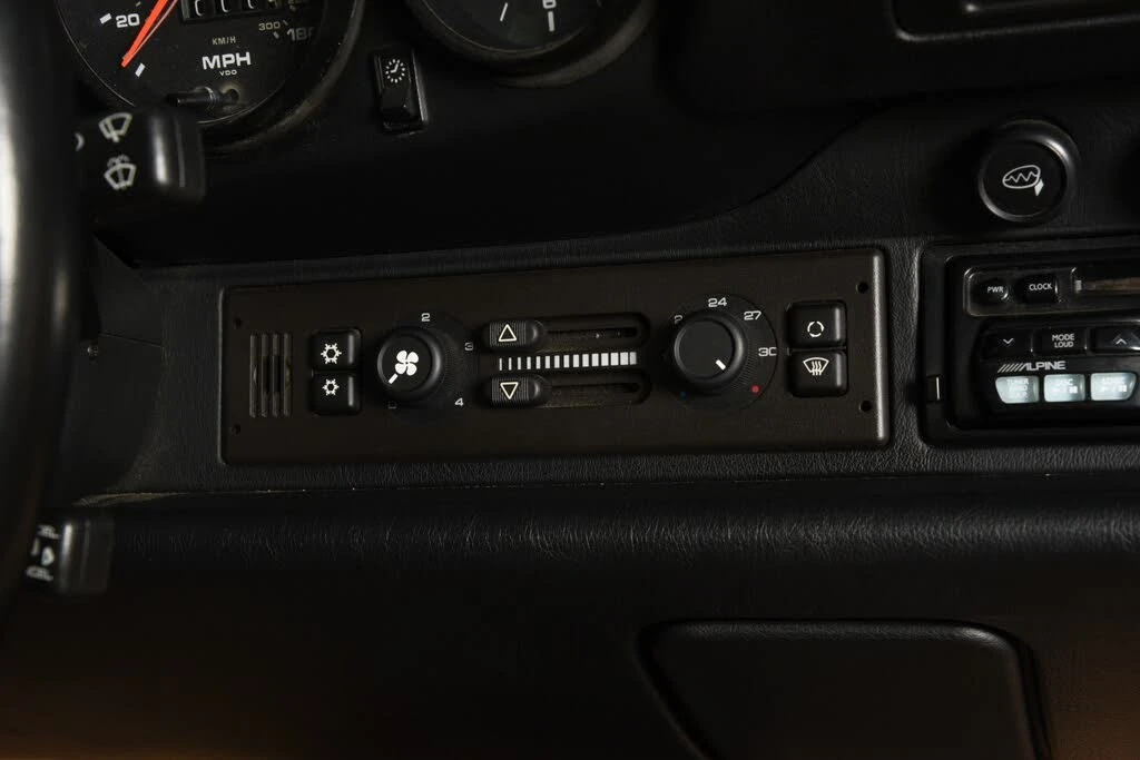 1995 Porsche 993 Carrera - Image 27 of 31