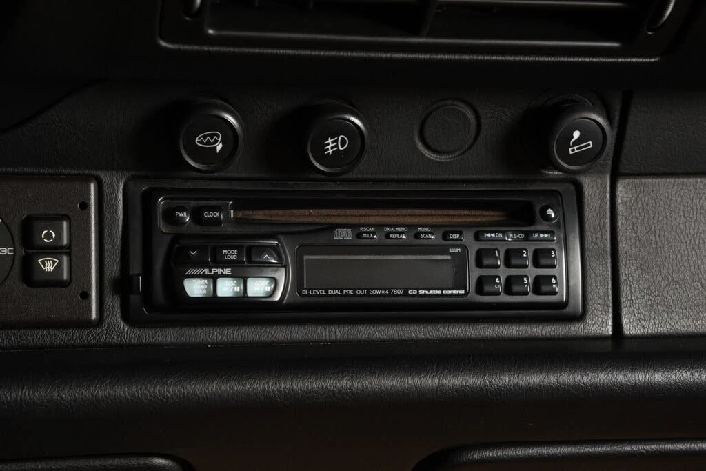 1995 Porsche 993 Carrera - Image 28 of 31