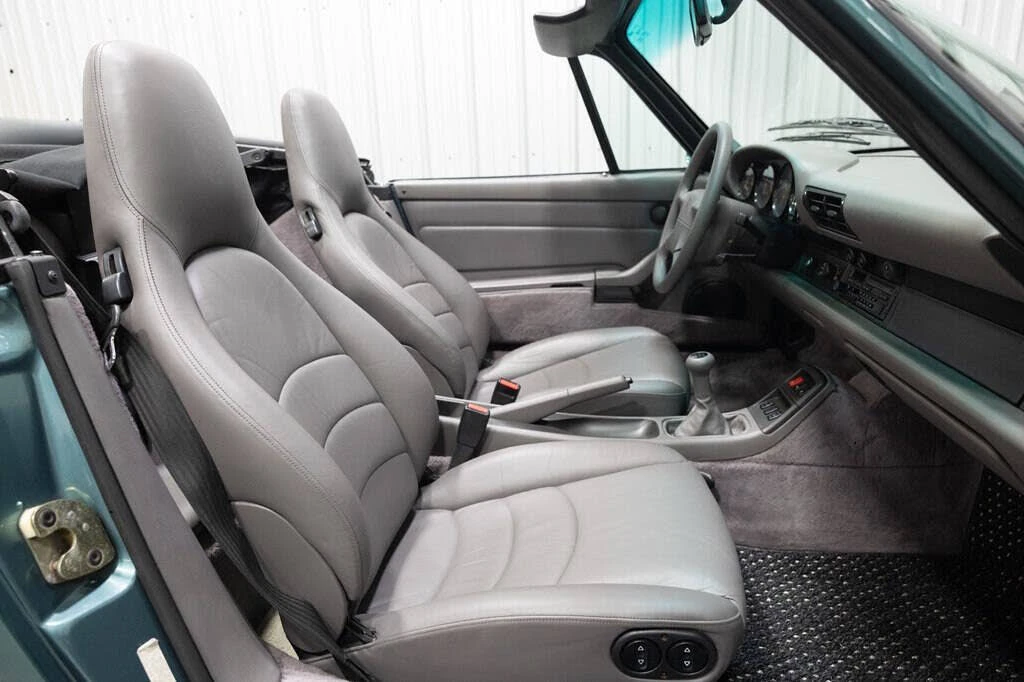 1995 Porsche 993 Carrera - Image 18 of 31