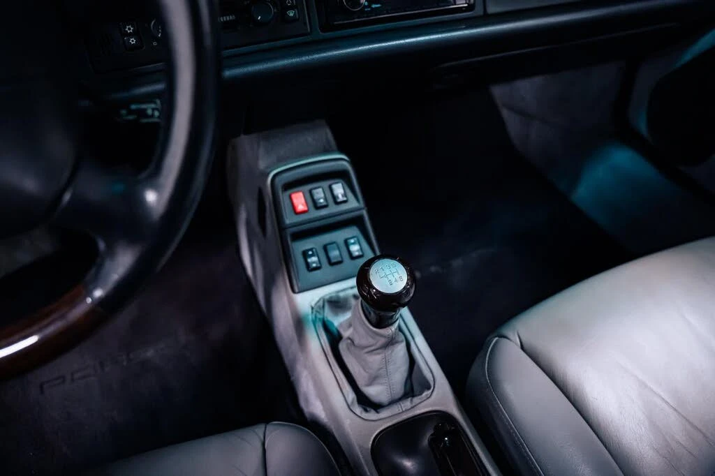 1995 Porsche 993 Carrera - Image 26 of 29