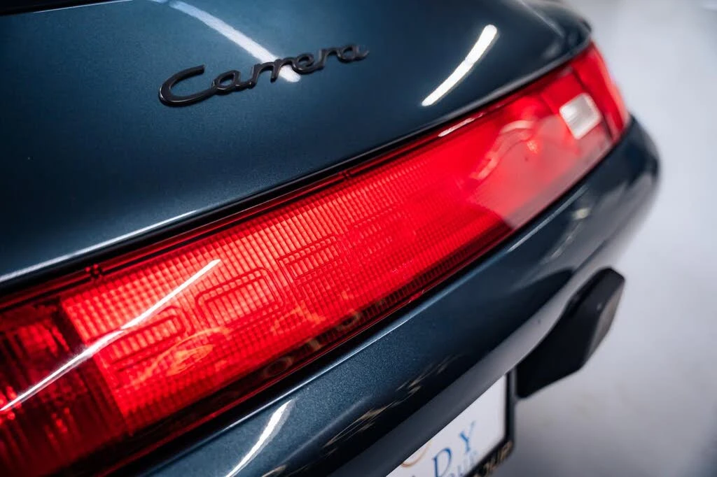 1995 Porsche 993 Carrera - Image 18 of 29
