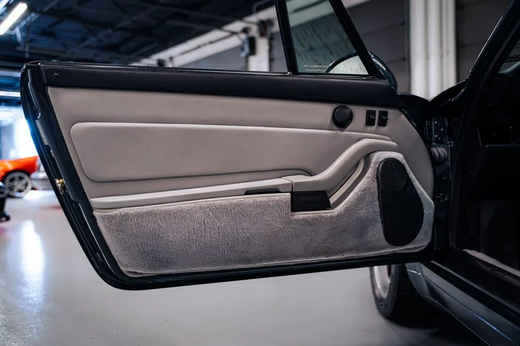 1995 Porsche 993 Carrera - Image 19 of 29