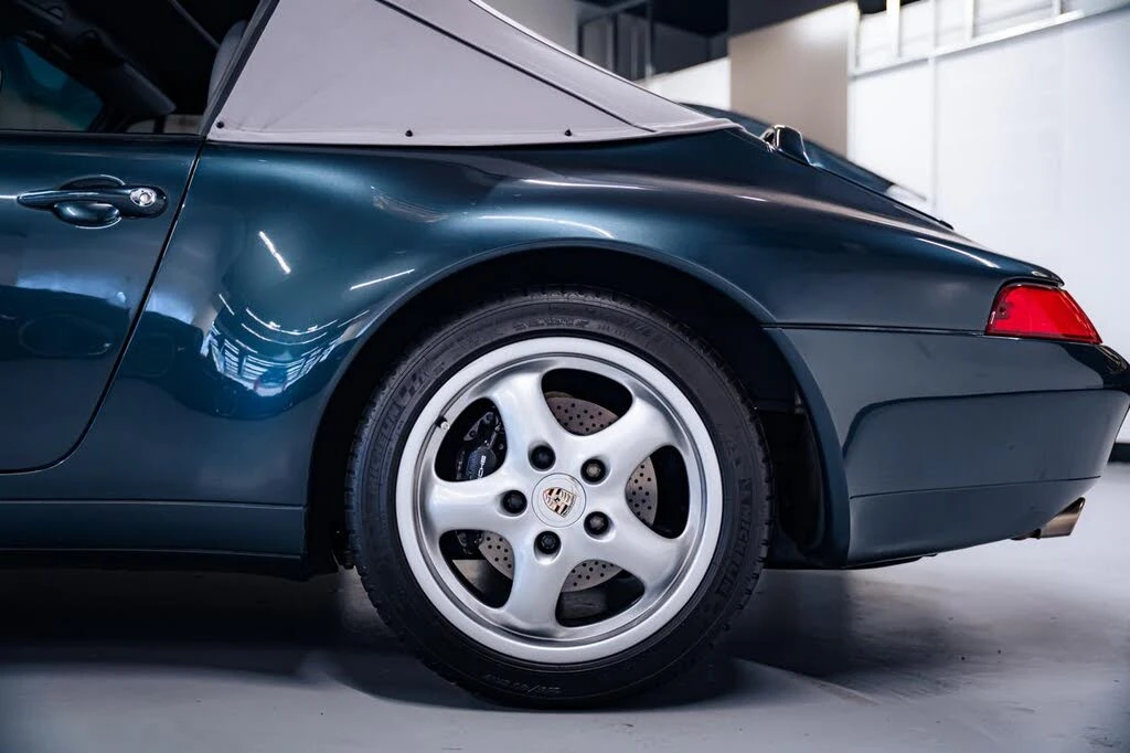 1995 Porsche 993 Carrera - Image 9 of 29