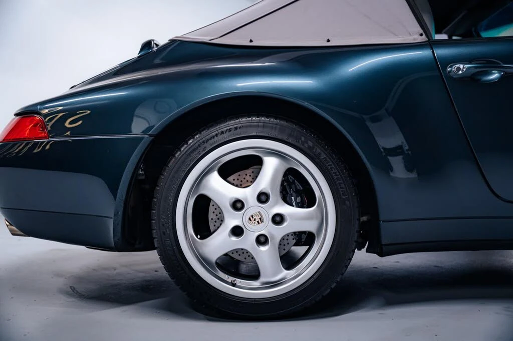 1995 Porsche 993 Carrera - Image 10 of 29