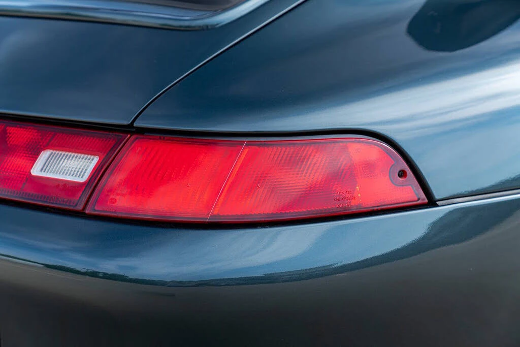 1995 Porsche 993 Carrera - Image 29 of 31