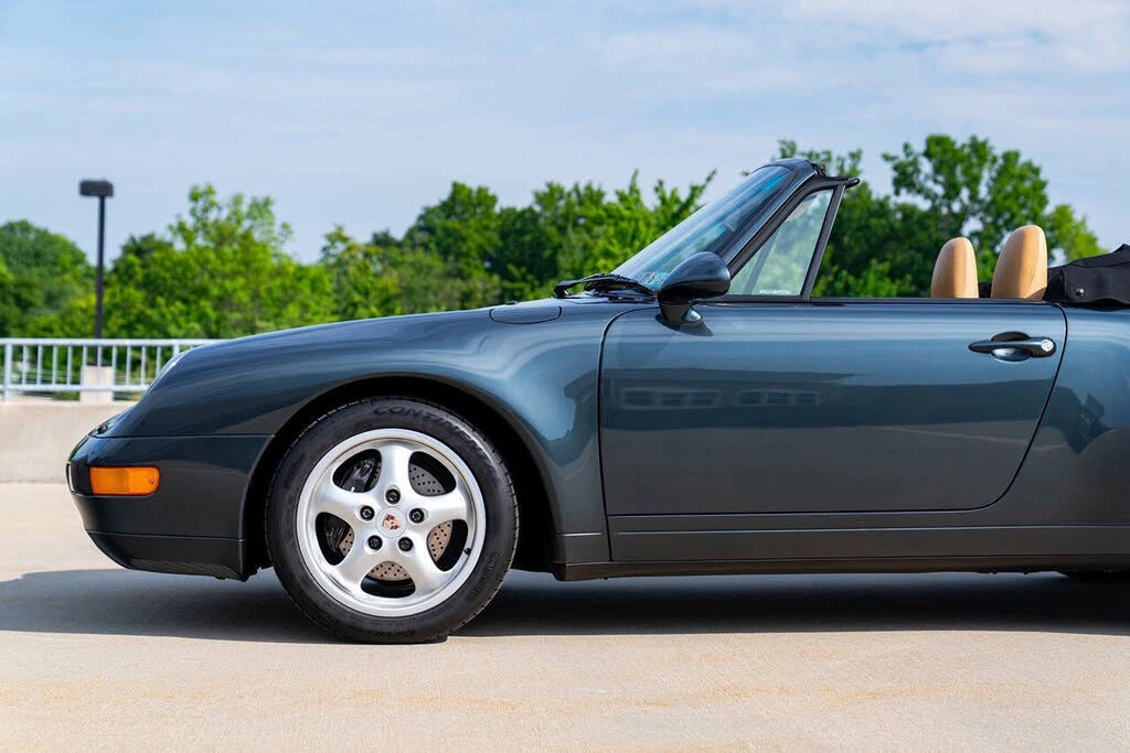 1995 Porsche 993 Carrera - Image 4 of 31