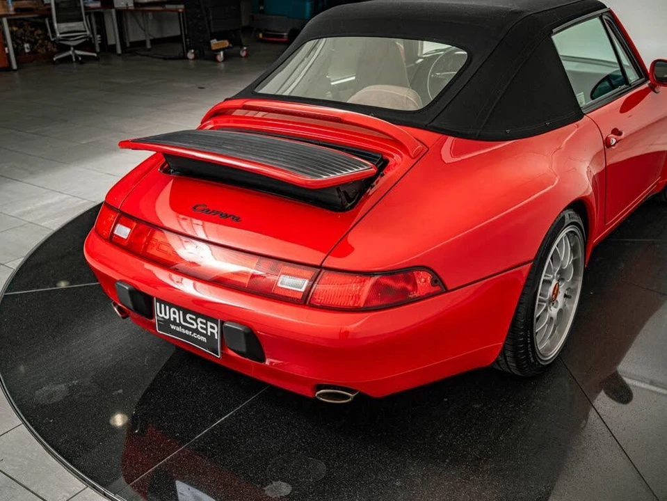 1995 Porsche 993 Carrera - Image 28 of 31