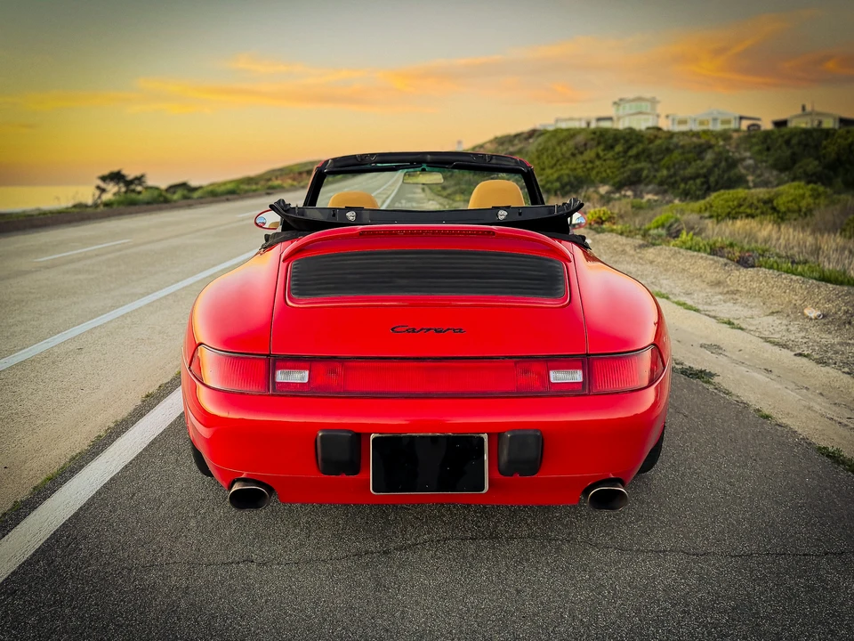1995 Porsche 993 Carrera - Image 8 of 31
