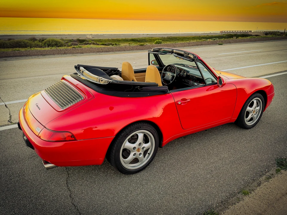 1995 Porsche 993 Carrera - Image 11 of 31