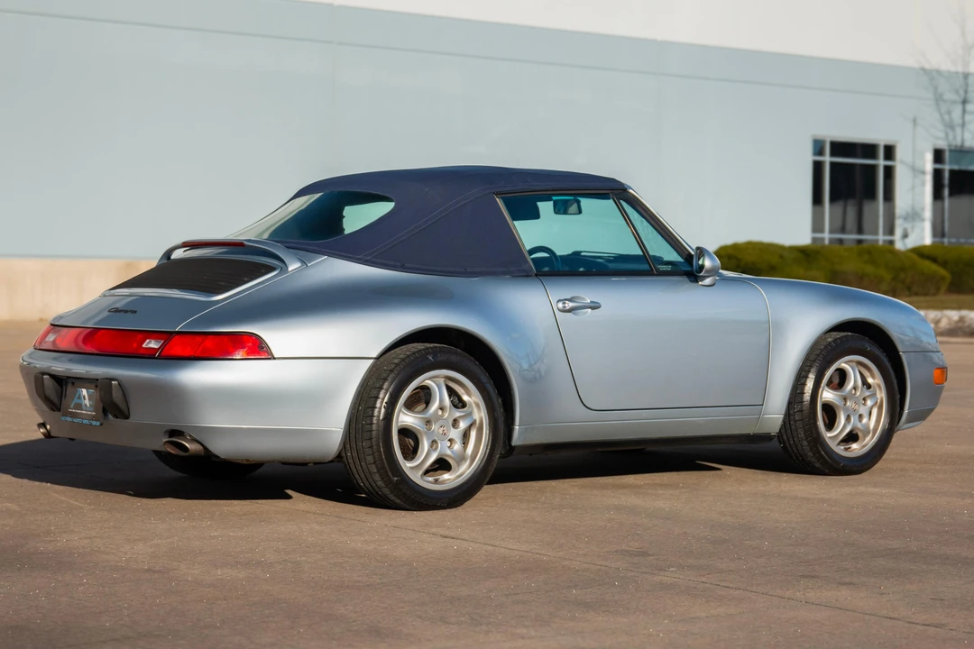 1995 Porsche 993 Carrera - Image 16 of 31