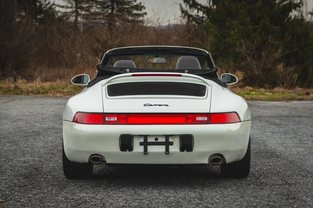 1995 Porsche 993 Carrera - Image 16 of 31