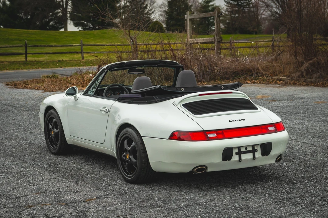 1995 Porsche 993 Carrera - Image 10 of 31