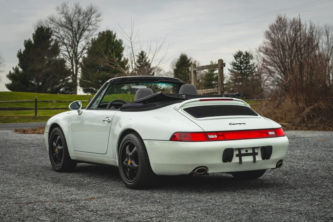 1995 Porsche 993 Carrera - Image 13 of 31