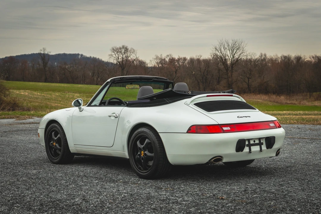 1995 Porsche 993 Carrera - Image 8 of 31