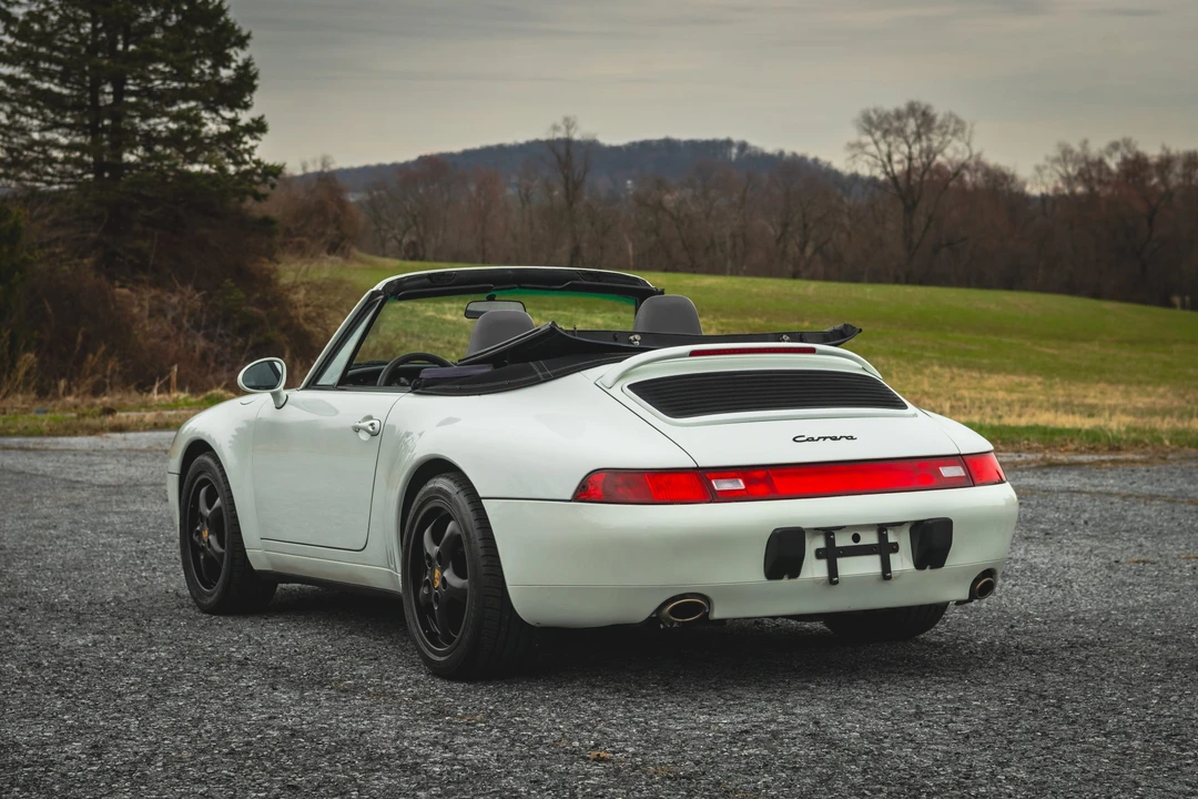 1995 Porsche 993 Carrera - Image 11 of 31