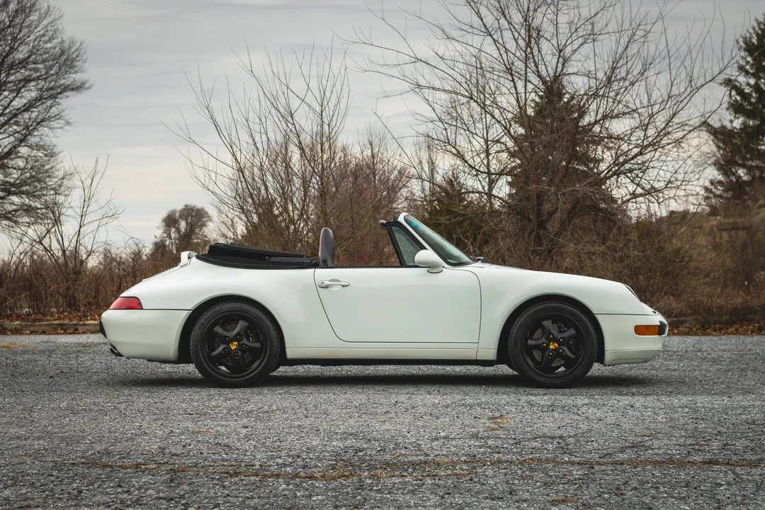 1995 Porsche 993 Carrera - Image 26 of 31
