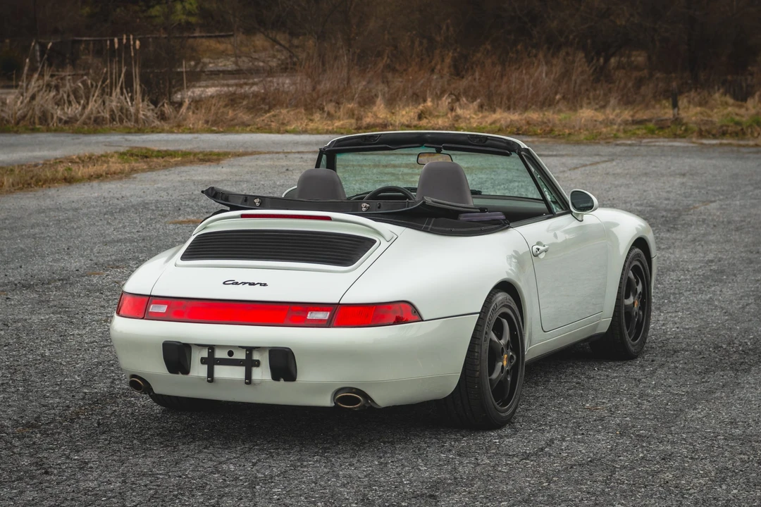 1995 Porsche 993 Carrera - Image 18 of 31