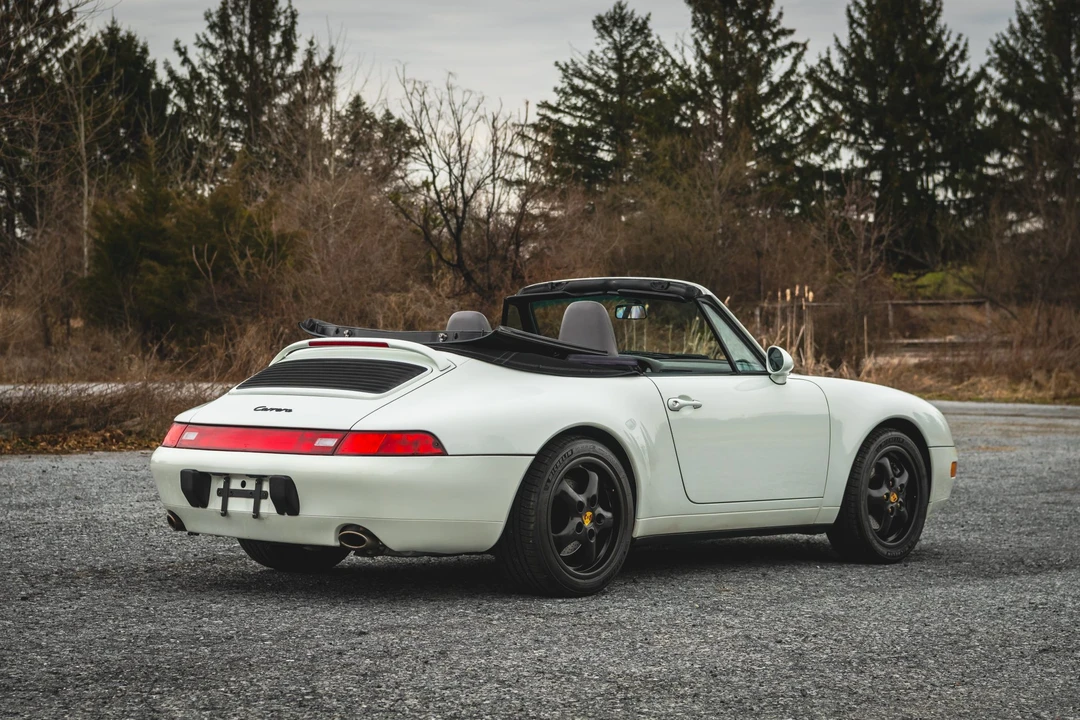 1995 Porsche 993 Carrera - Image 25 of 31