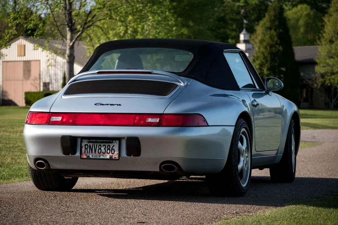 1995 Porsche 993 Carrera - Image 17 of 31