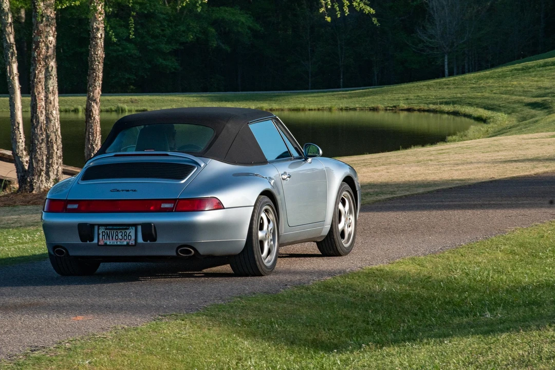 1995 Porsche 993 Carrera - Image 18 of 31