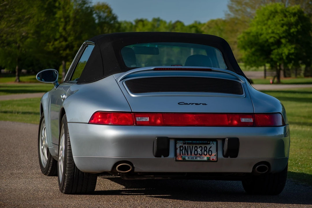 1995 Porsche 993 Carrera - Image 13 of 31